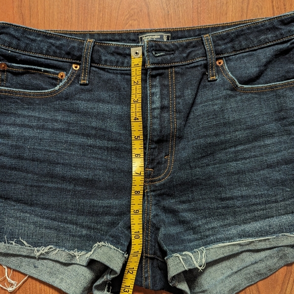 Abercrombie & Fitch High Rise Jean Shorts - Picture 5 of 6